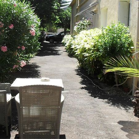 Hotel Le Langue D'Oc 아그 외부 사진