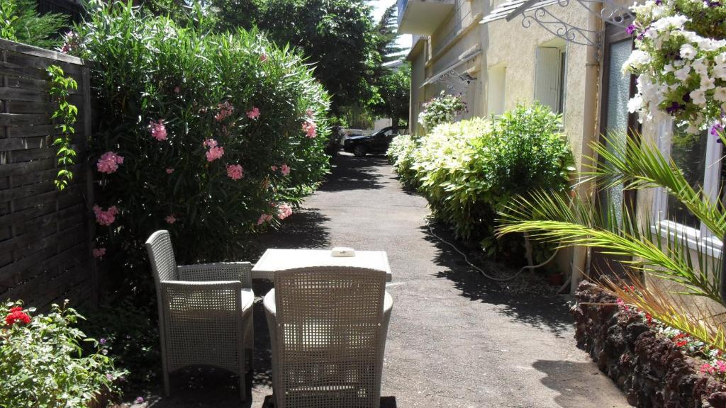 Hotel Le Langue D'Oc 아그 외부 사진